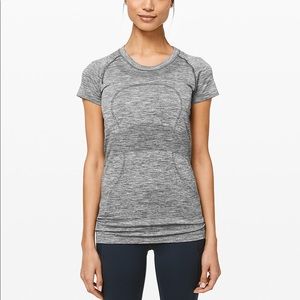 Lululemon swiftly tech short sleeve